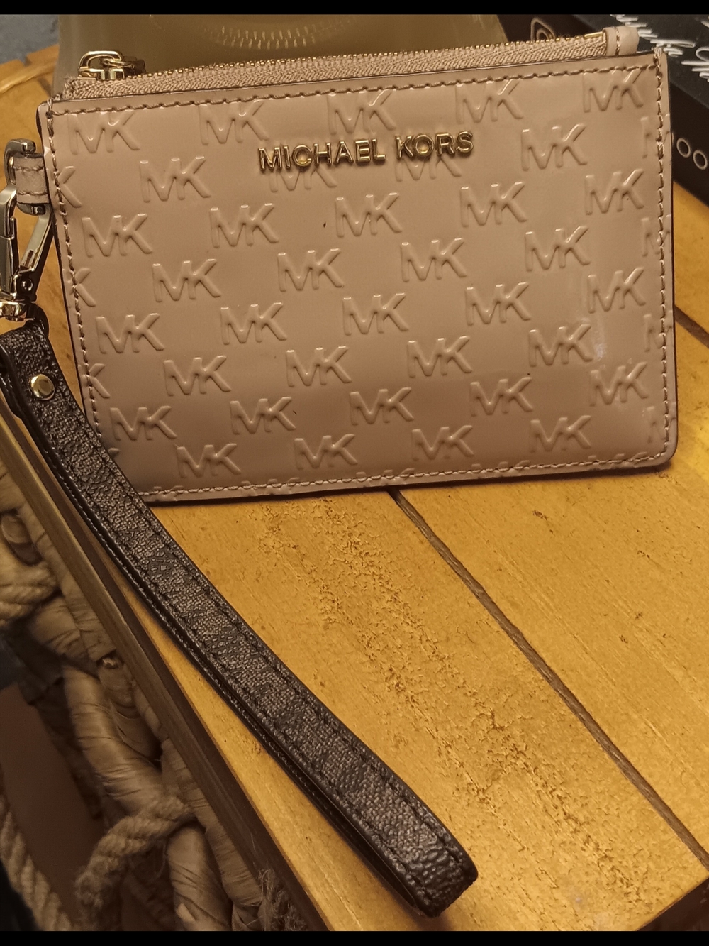 Michael Kors Beige Patent MK Logo Wristlet Card Case